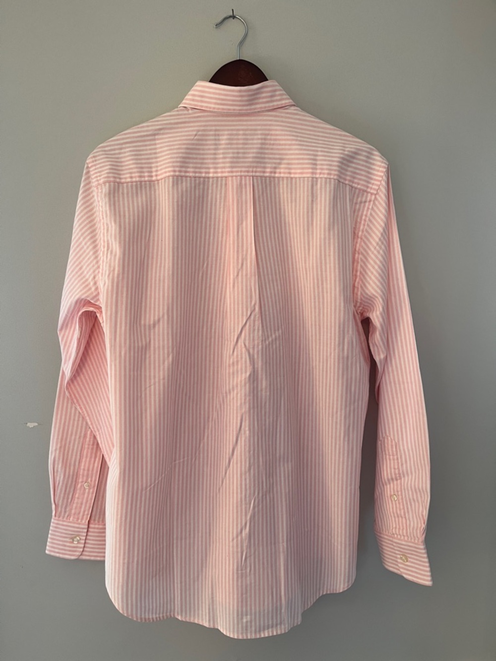 Vineyard Vines Pink & White Striped Button-Down Shirt - Picture 4 of 6